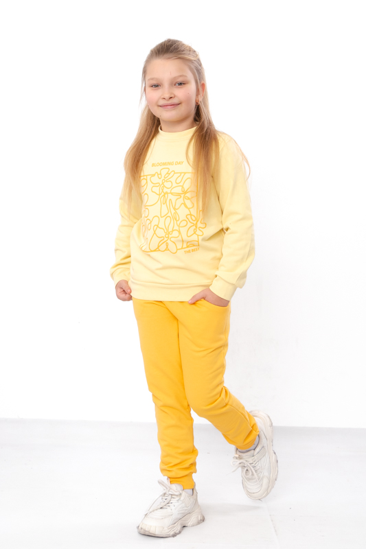 Костюм для дівчинки